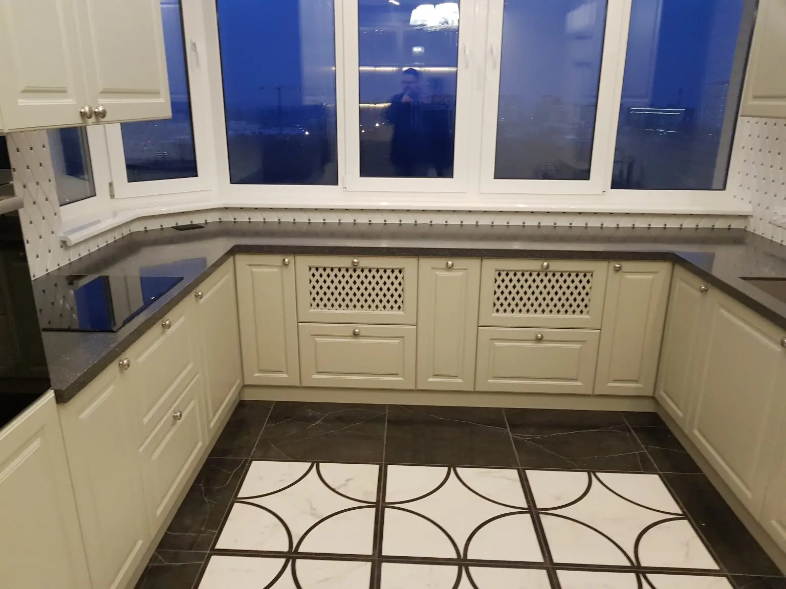 Grey neoclassical kitchen — Overall view